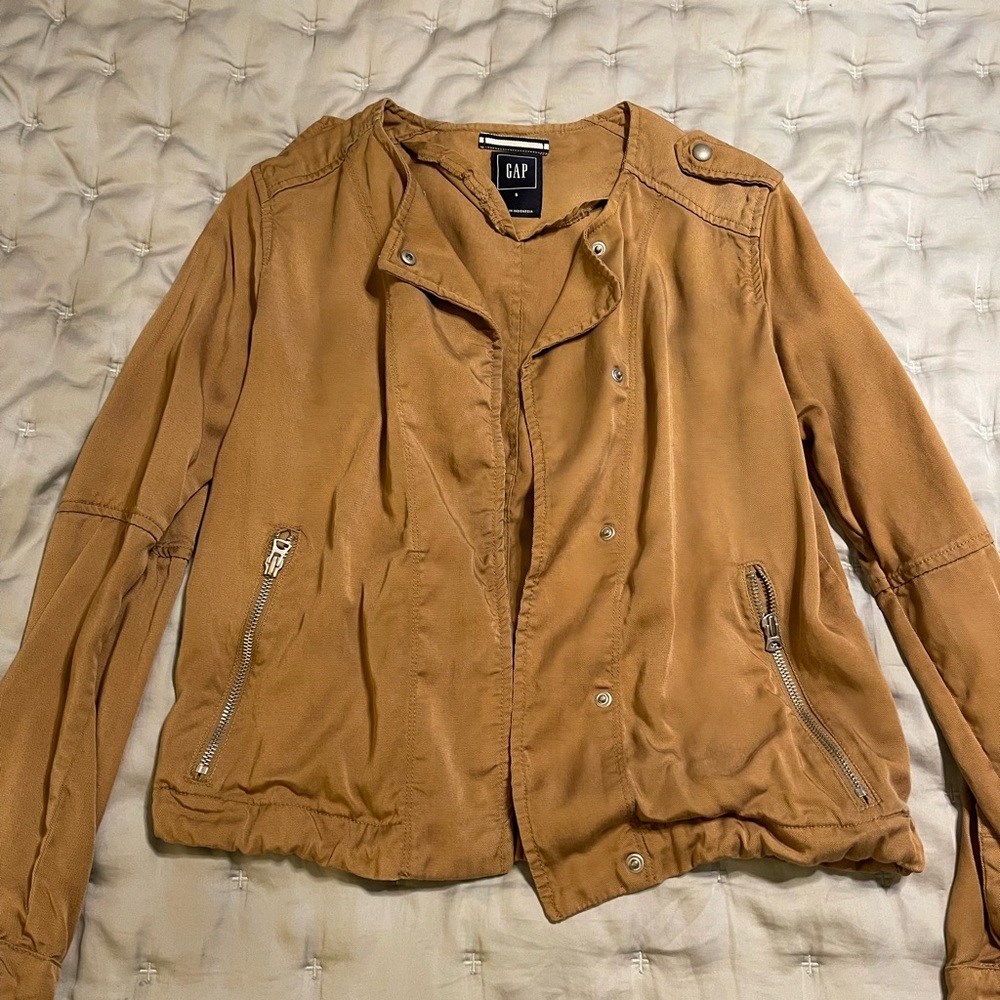 Gap jacket
